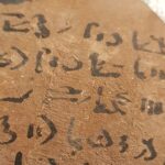 La vita degli antichi egizi “scritta” su frammenti di pentole